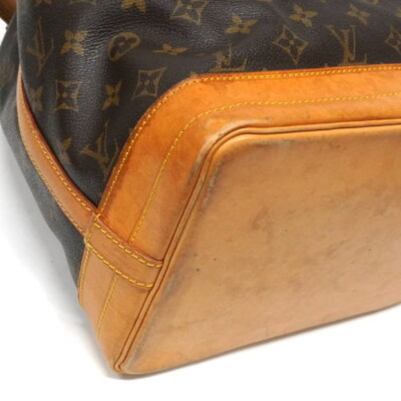 Louis Vuitton Noe Shoulder Bag - Picture 6 of 15